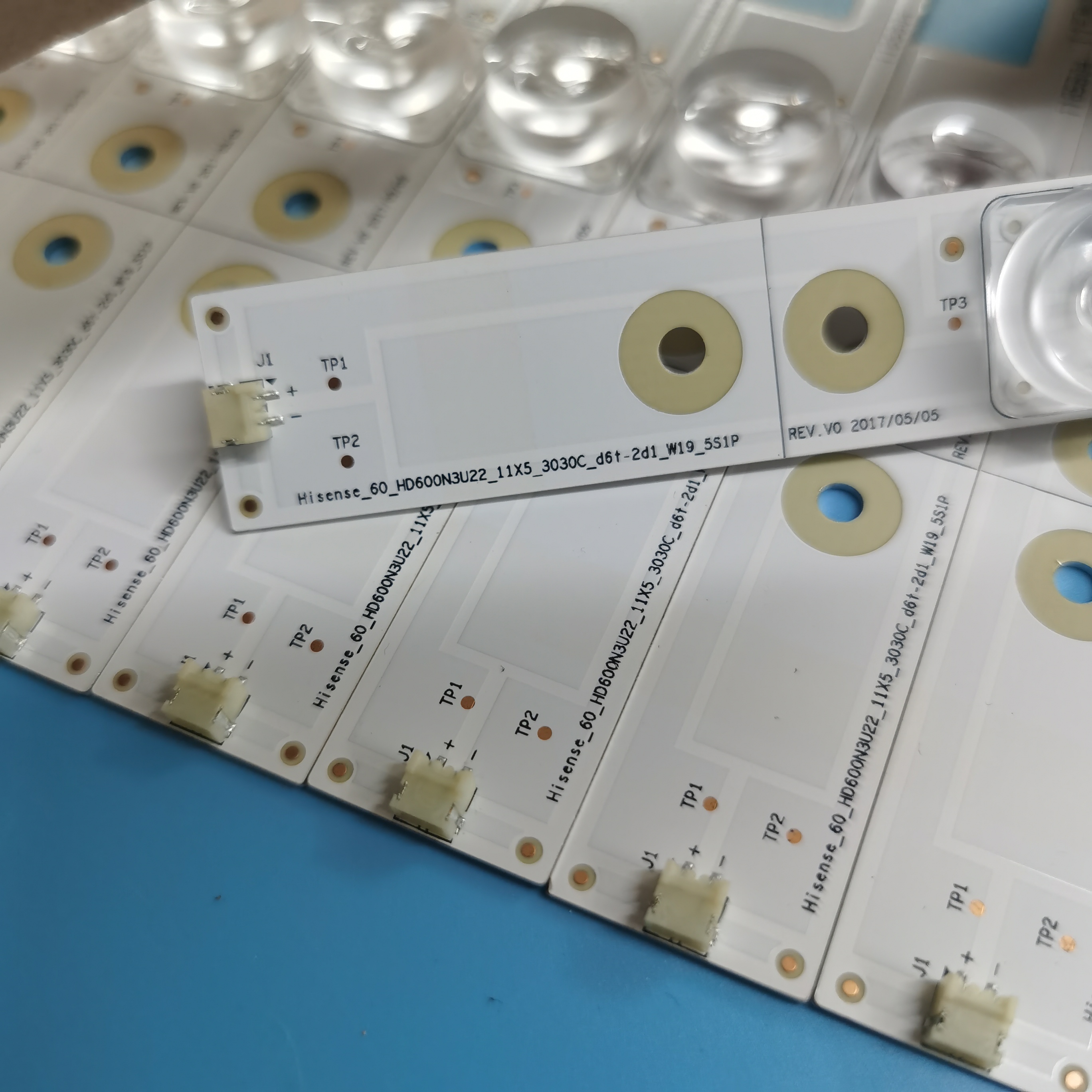 适用海信LED60E5U LED60EC500U/680US灯条JL.D60051330-003DS-M - 图0