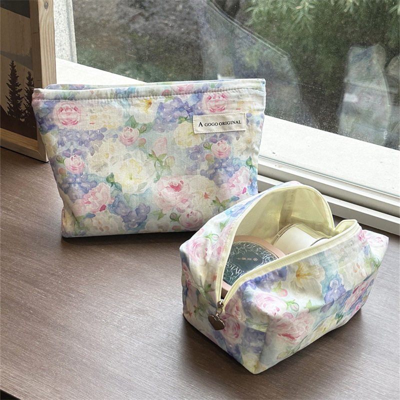 水彩浅紫牡丹花化妆包文艺印花手拿洗漱包便携式收纳包水乳收纳,淘宝优惠券,粉丝福利购,淘宝优惠卷