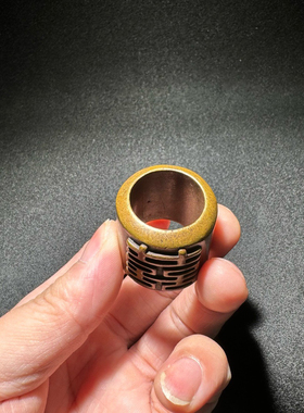古玩杂项收藏仿古老铜器纯黄铜双喜板指戒指老物件篆刻
