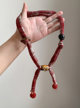 红色波点布艺格子小马吊坠项链