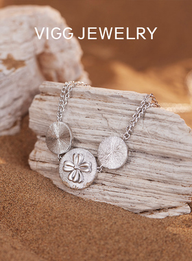 VIGG幸运草徽章项链女小众设计感2025年新款潮轻奢高级百搭感配饰