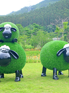 良泽玻璃钢户外卡通植草羊雕塑