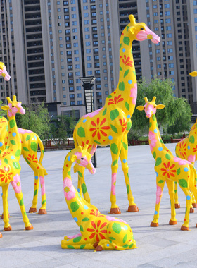 良泽玻璃钢户外仿真长颈鹿雕塑