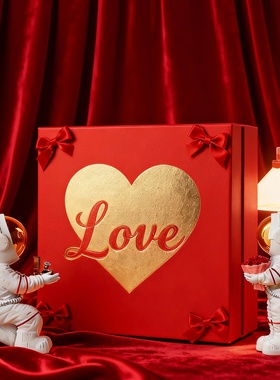 情人节宇航员爱心礼盒摆件