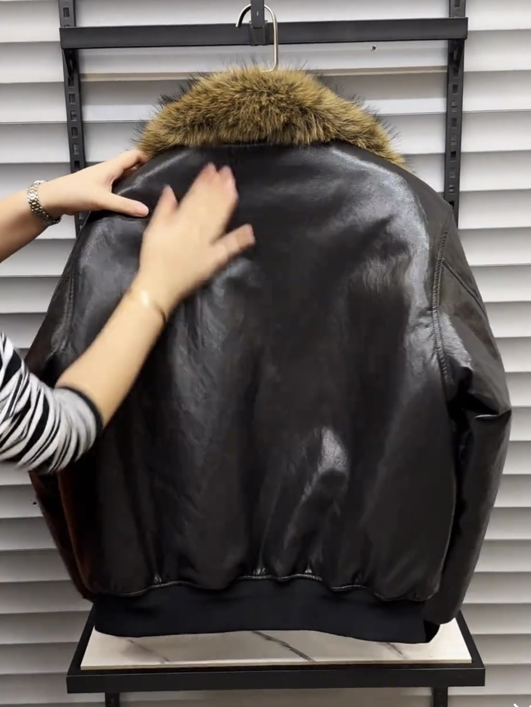 冬季座山雕男士新品PU皮毛一体加厚保暖棉服时尚商务高端棉衣夹克,淘宝优惠券,粉丝福利购,淘宝优惠卷