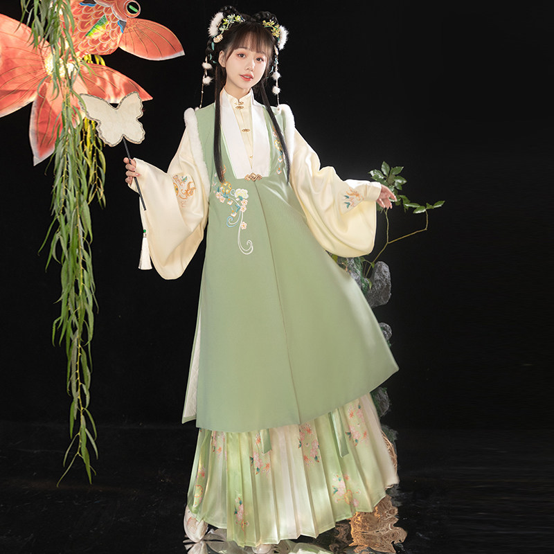 芸梦溪新桃语汉服女中国风原创正品刺绣对襟长衫明制长比甲秋冬款,淘宝优惠券,粉丝福利购,淘宝优惠卷