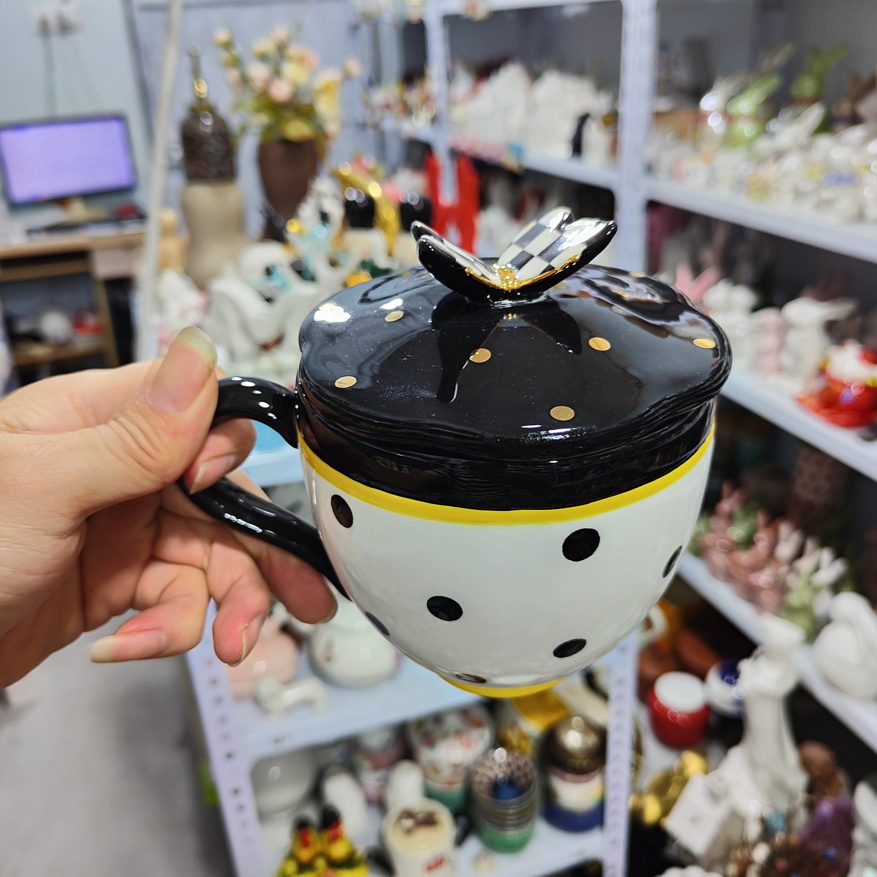 非偏远地区凑满19包邮部分瑕/黑白格杯鞋壶摆件,淘宝优惠券,粉丝福利购,淘宝优惠卷