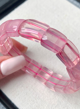 天然莹润马粉水晶手排马达加斯女