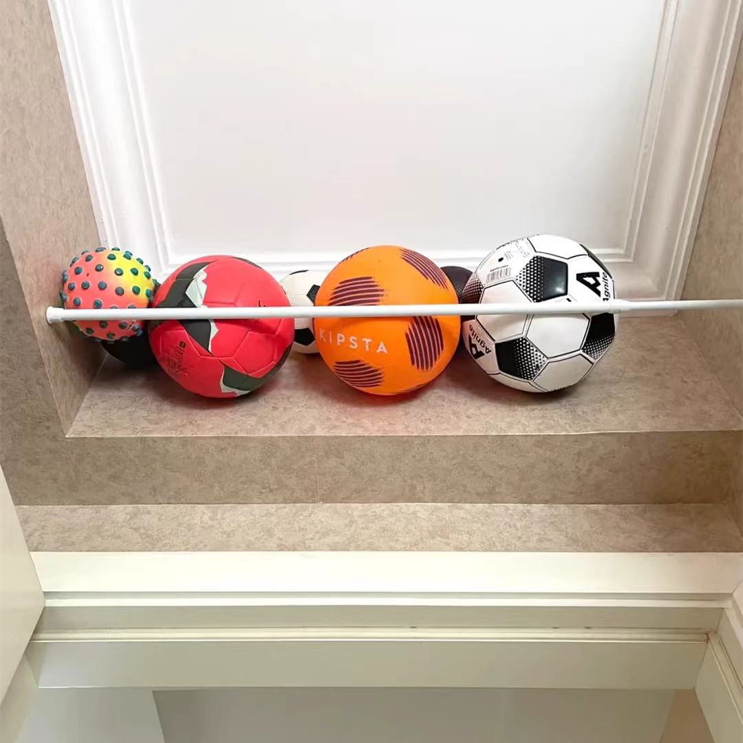 篮球收纳架挂式门后运动器材足球排球整理收纳挂杆家用墙上置物架 - 图0