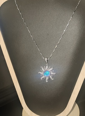925银项链女时尚百搭小众样式太阳吊坠高级感轻奢锁骨链圣诞礼物