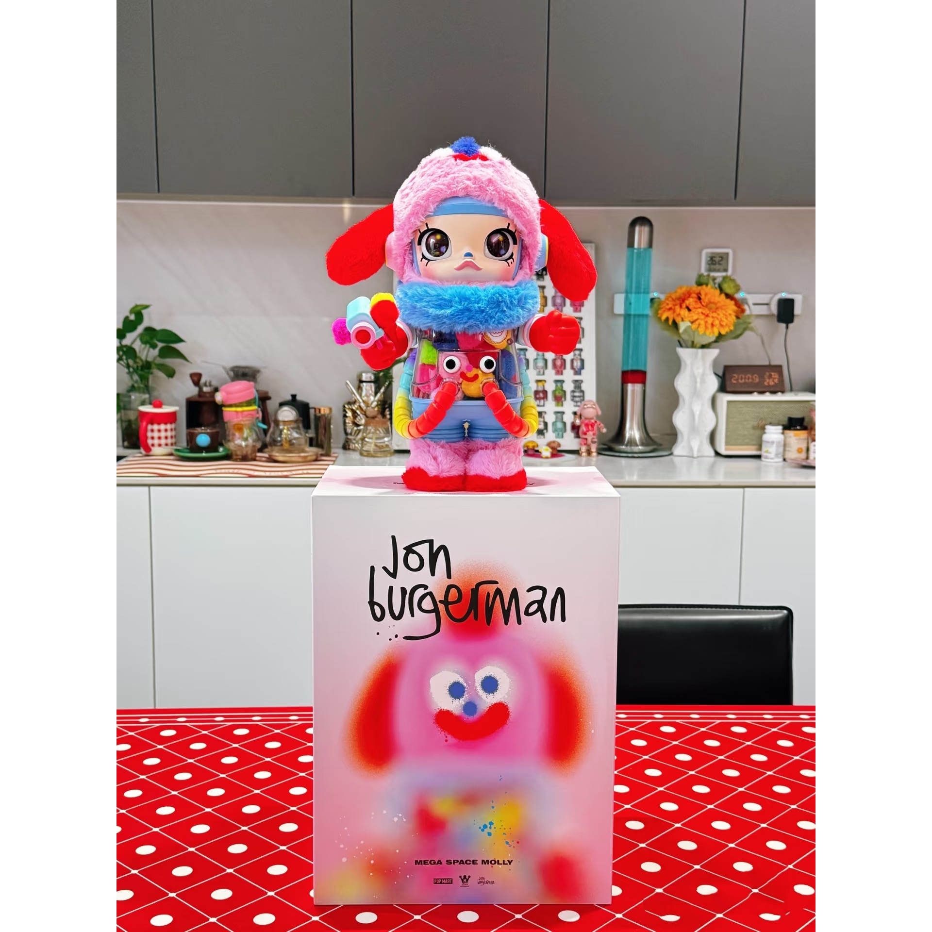 POPMART泡泡玛特MEGA MOLLY 1000体 400体乔恩·伯格曼大娃手办 - 图2