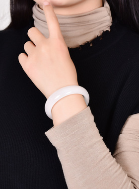 新疆和田玉手镯玉镯女款5羊脂昆仑金丝白玉真玉镯子少女细款圆条