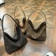 Versatile and fashionable shoulder bag for commuting to work