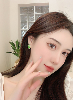 春天绿色渐变色高级感耳环满钻