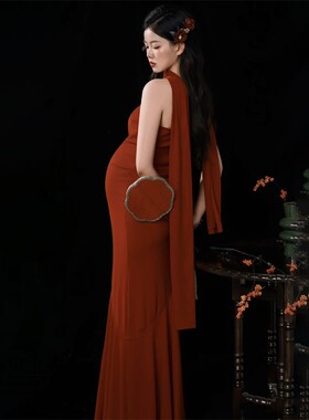 复古红色抹胸洋装妈咪照相馆新款孕妇照新中式艺术照写真摄影服装