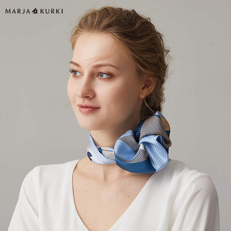 MARJAKURKI玛丽亚古琦红色小方巾丝巾女搭配衬衫百搭领巾真丝围巾