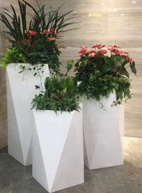 简约现代菱形玻璃钢落地大花瓶