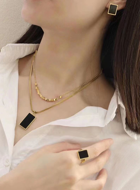 钛钢不掉色项链女2024新款爆款轻奢小众设计感锁骨链高级颈链配饰