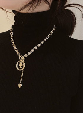 2024年新款潮轻奢小众毛衣链ins冷淡风个性设计感人脸毛衣项链女