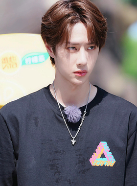 王一博同款项链kevkev吊坠钛钢