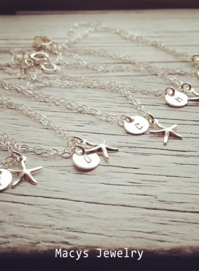 海外原创设计迷你小海星个性字母圆牌手链精致的海滩多层手链