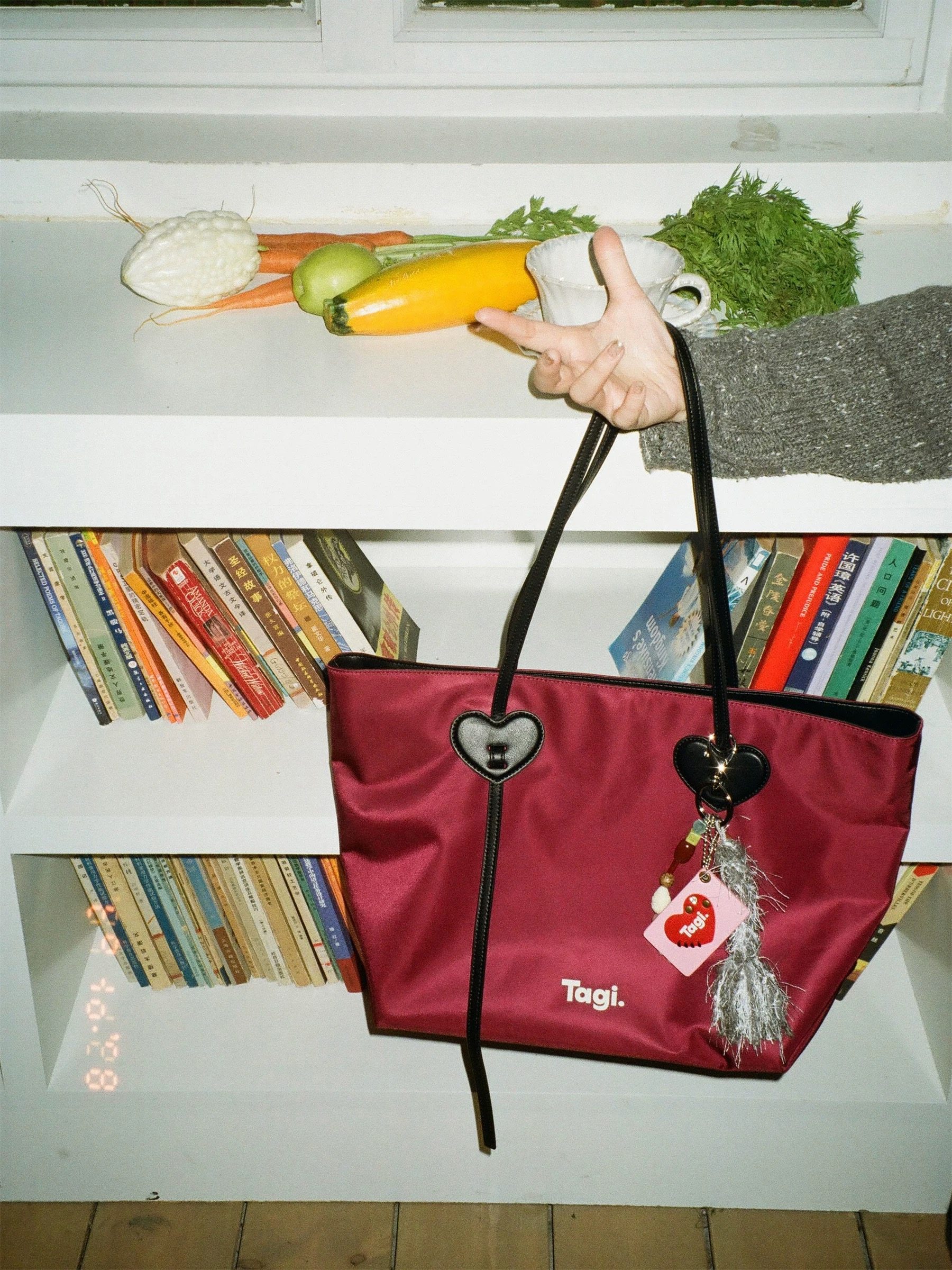 Tagi《百宝箱》砰砰尼龙拼皮手提斜跨mini旅行包袋大容量斜跨女包,淘宝优惠券,粉丝福利购,淘宝优惠卷