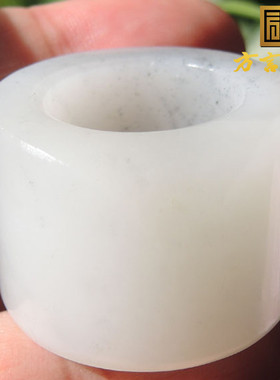 方言精品和田玉珍稀带豪华羊脂玉