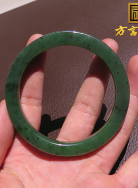 放大漏方言和田玉精品佩戴级细腻油润俄料碧玉菠菜绿卡58mm手镯X5