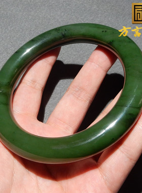 新疆和田玉菠菜绿手镯