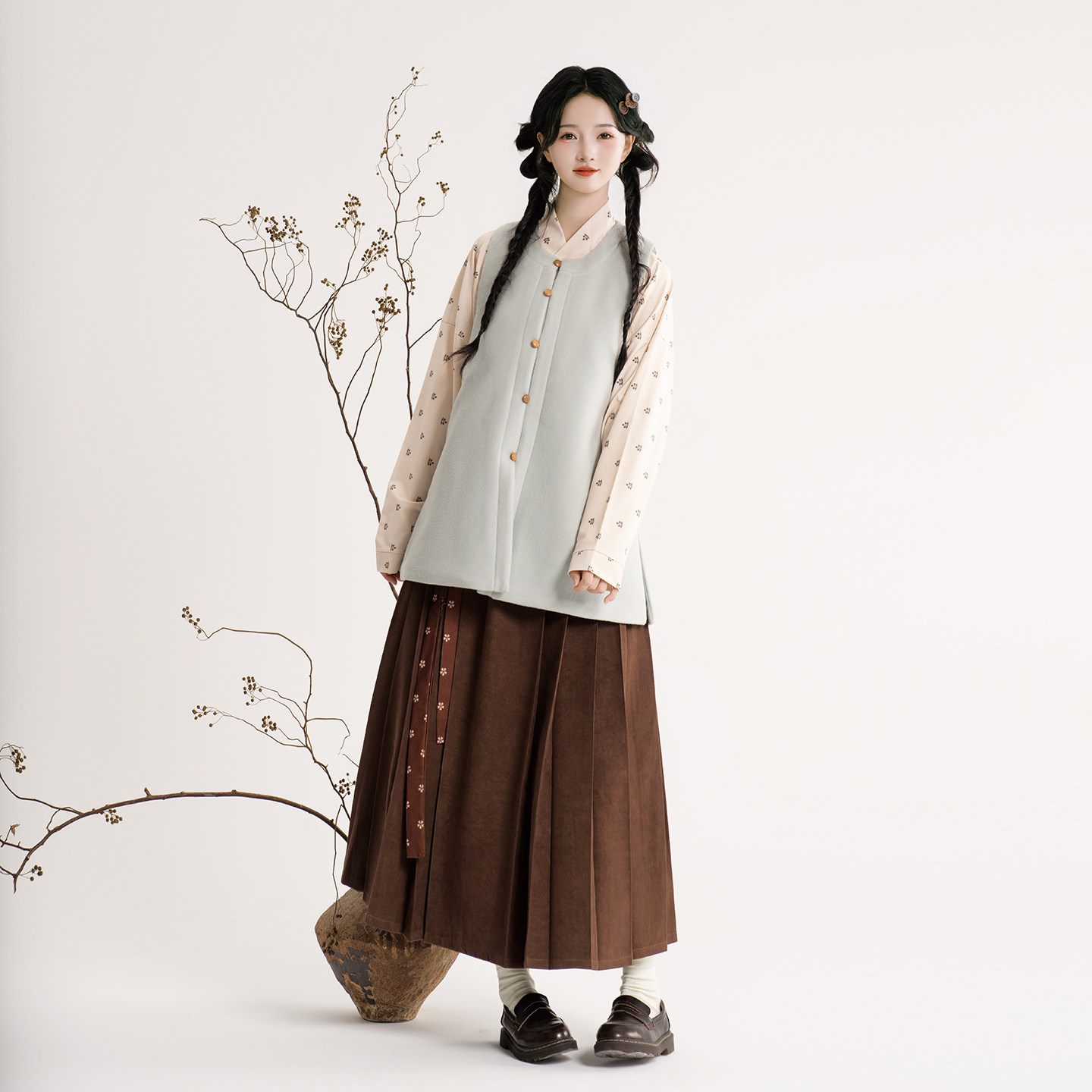 梦屿盛【团团】羊毛圆领比甲有口袋交领弓袋袖汉服日常通勤秋冬款,淘宝优惠券,粉丝福利购,淘宝优惠卷