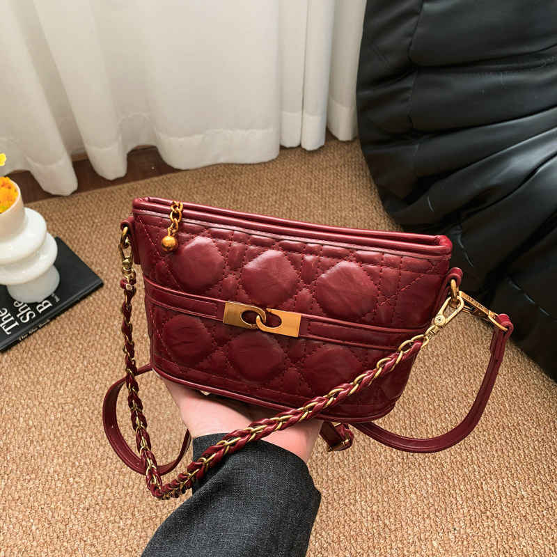 2026新款小香风菱格链条小方包女白色斜挎包高级感迷你单肩包,淘宝优惠券,粉丝福利购,淘宝优惠卷