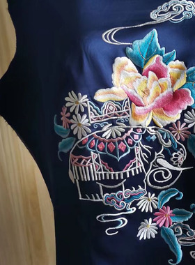 手推绣来图定制刺绣苏绣服装旗袍绣花汉服装毕设刺绣代加工服装