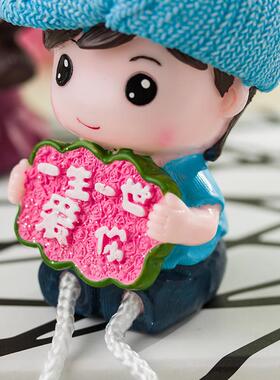 现货吊脚娃娃可爱新款摔不坏摆设 卡通情侣娃娃汽车摆件