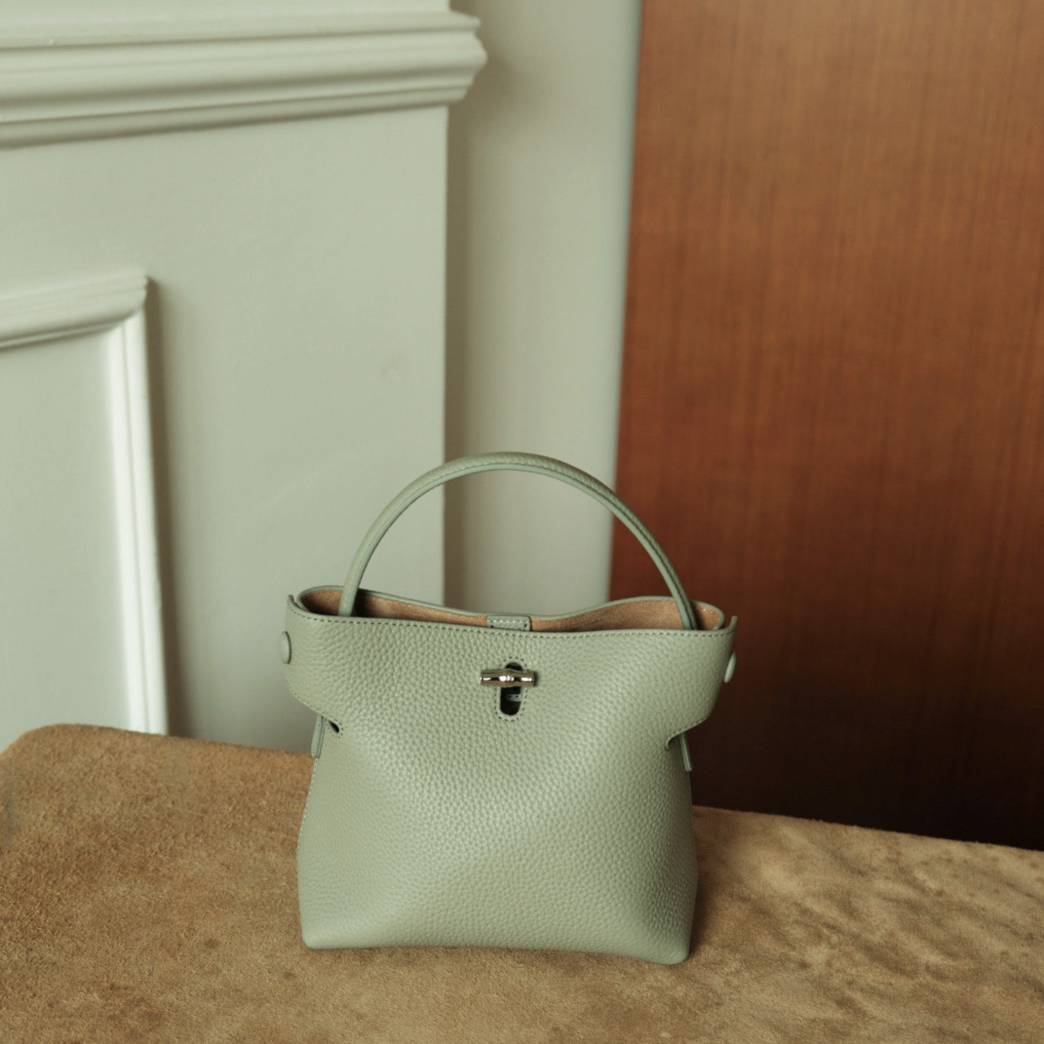 【EZRO】一作 质感头层牛皮竹节锁扣可爱手提女斜挎小方包吐司包,淘宝优惠券,粉丝福利购,淘宝优惠卷