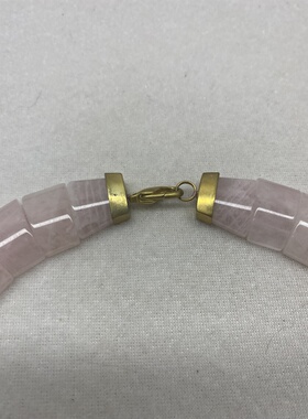 青岛饰品天然粉晶石方排排项圈 淡粉水晶方块珠温柔显白项链 01