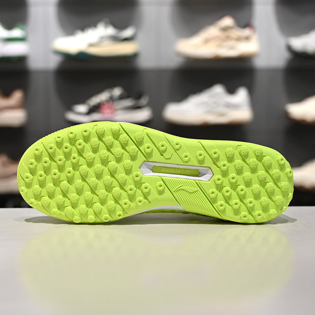Li-Ning Rebound ສະຫນັບສະຫນູນເກີບບານເຕະເດັກນ້ອຍທີ່ຫມັ້ນຄົງ