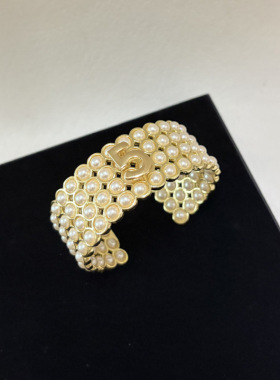 欧美轻奢复古小香风数字5双面珍珠开口手镯时尚名媛风高级感手环