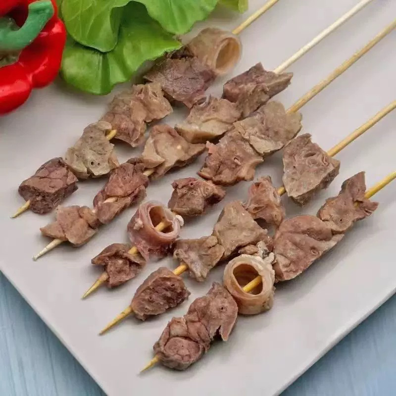 Pig lung skewers 100 skewers commercial spicy hot pot barbecue ingredient skewers 5 packages pig offal fresh frozen semi-finished products