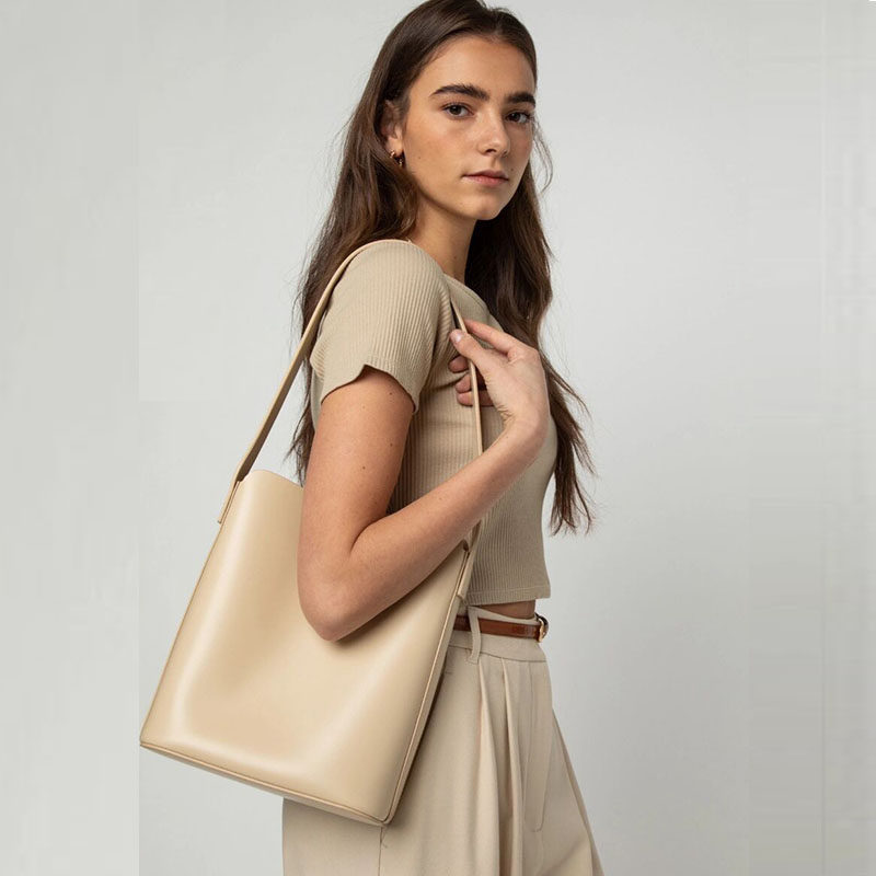 包包女2021新款手提水桶包大容量单肩托特包小众oak+Fort斜挎女包,淘宝优惠券,粉丝福利购,淘宝优惠卷