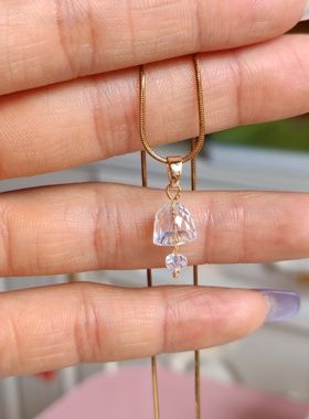 原创新款施家水晶项链铃铛水母女锁骨链小众轻奢高级感颈链礼物