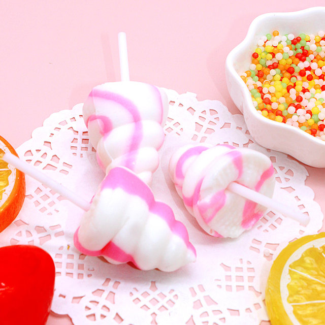 Golden Rice Super Wings Shake Ice Cream Lollipop