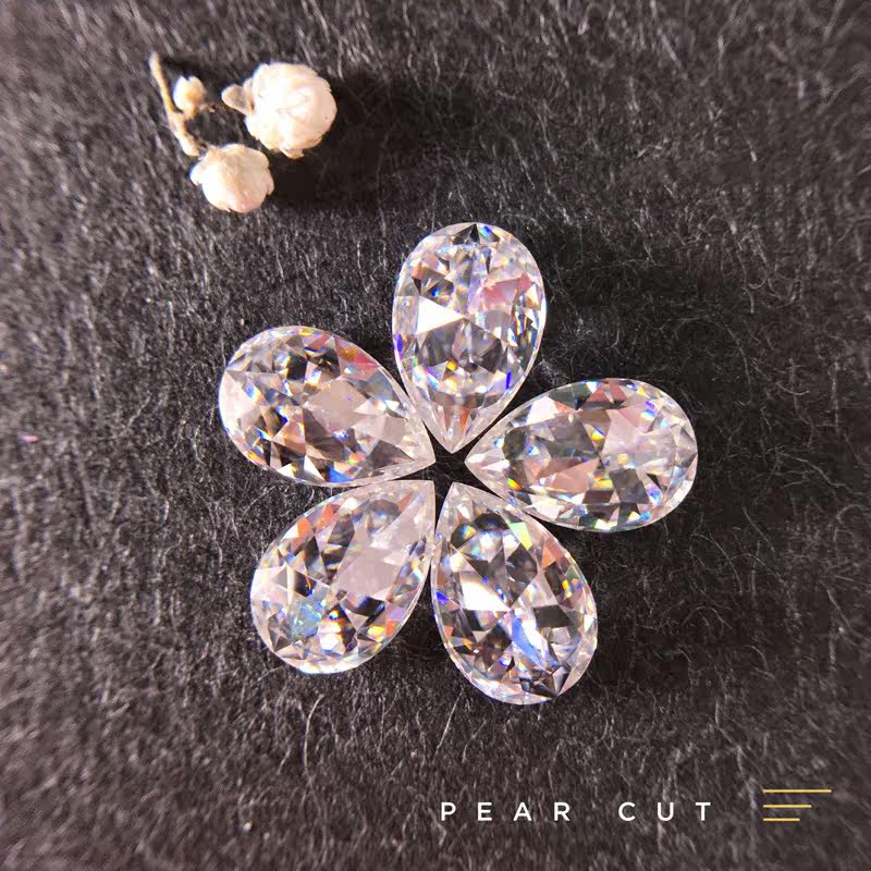 钰名堂梨形charles colvard裸石 钰名堂戒指/指环