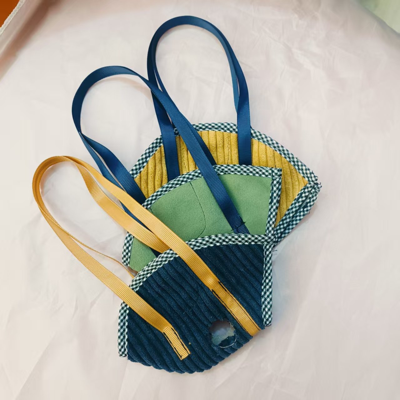 新款鹌鹑手把袋 适应环境 提升胆量 控鹌鹑神器 携带方便鹌鹑布袋,淘宝优惠券,粉丝福利购,淘宝优惠卷