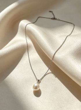 轻奢珍珠项链女简约小众设计锁骨链气质颈链