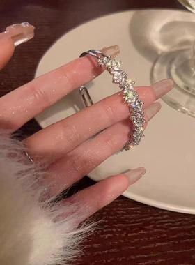 手镯轻奢小众精致不规则