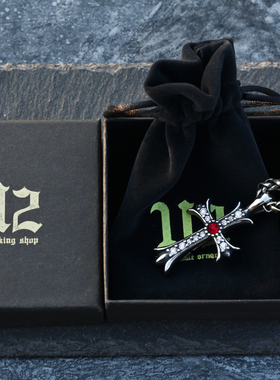 轻奢嘻哈十字架项链男个性文艺潮流钛钢吊坠韩版百搭毛衣链hiphop