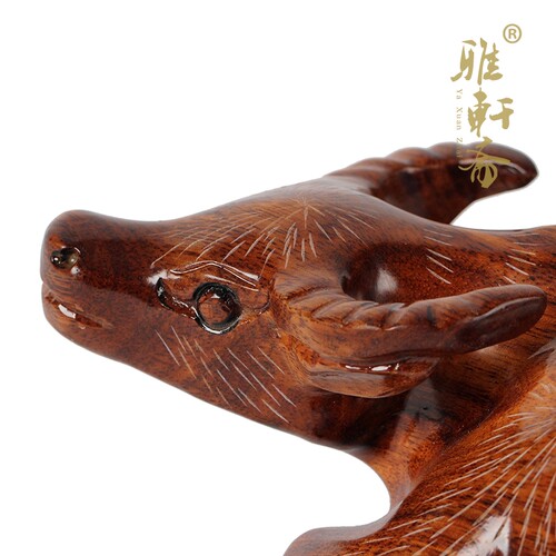 红木雕刻工艺品 东阳木雕牛家居客厅摆件 实木质生肖卧牛装饰摆设 - 图0