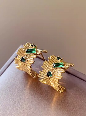 复古金色耳环女轻奢高级感时尚耳钉小众独特气质耳饰2025新款爆款
