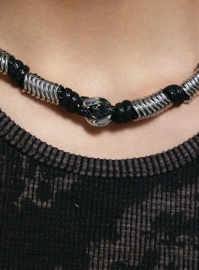 【王琳凯同款】BLACKHEAD/黑头黑胶浪潮系列骨碟编织扣针项链