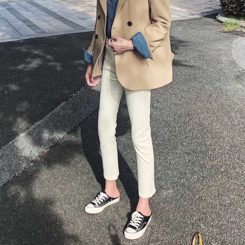 白色春秋2022年新款直筒显瘦牛仔裤 町佐牛仔裤